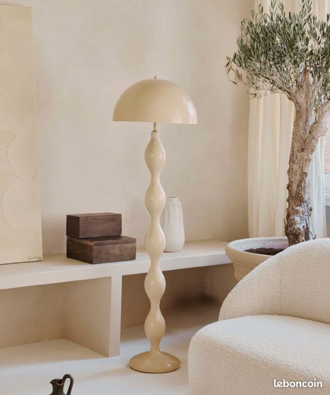 Lampadaire métal kaki ou blanc cassé OPJ