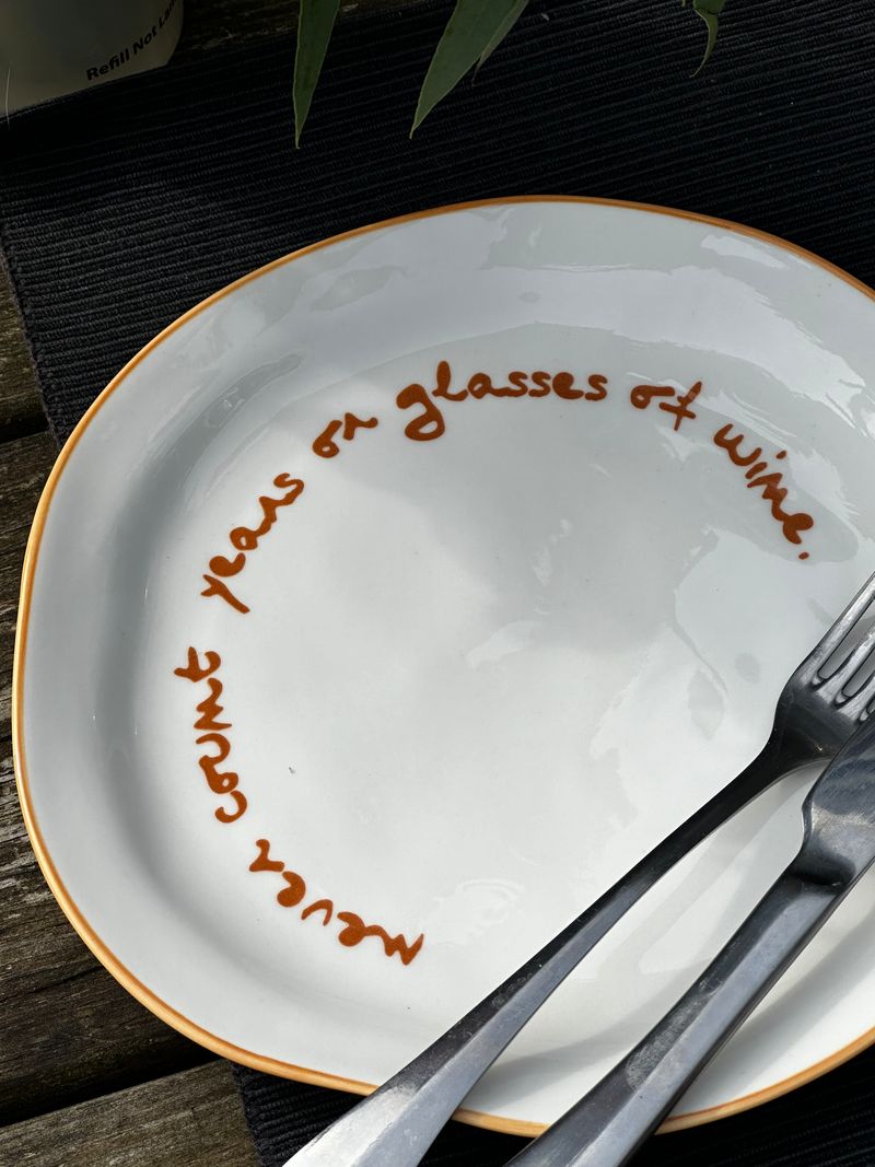 Assiettes slogans MAE