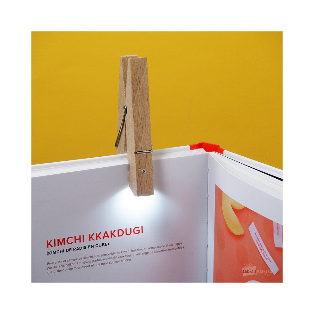 Pince à linge lampe de lecture KIK