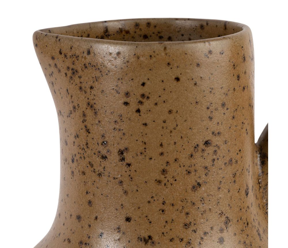 Pichet beige moucheté en grès COT