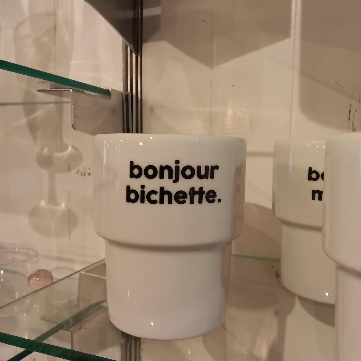 Tasse injures FEL