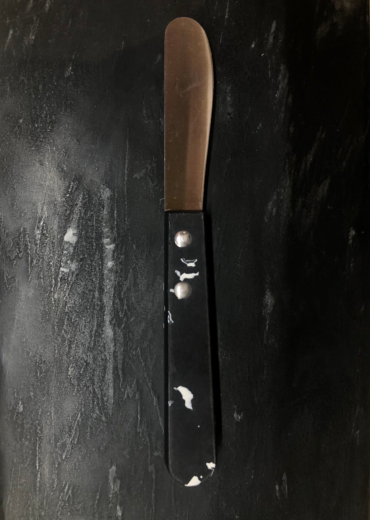 Couteau à fromage ou tartineur ou légume manche plastique recyclé JEA