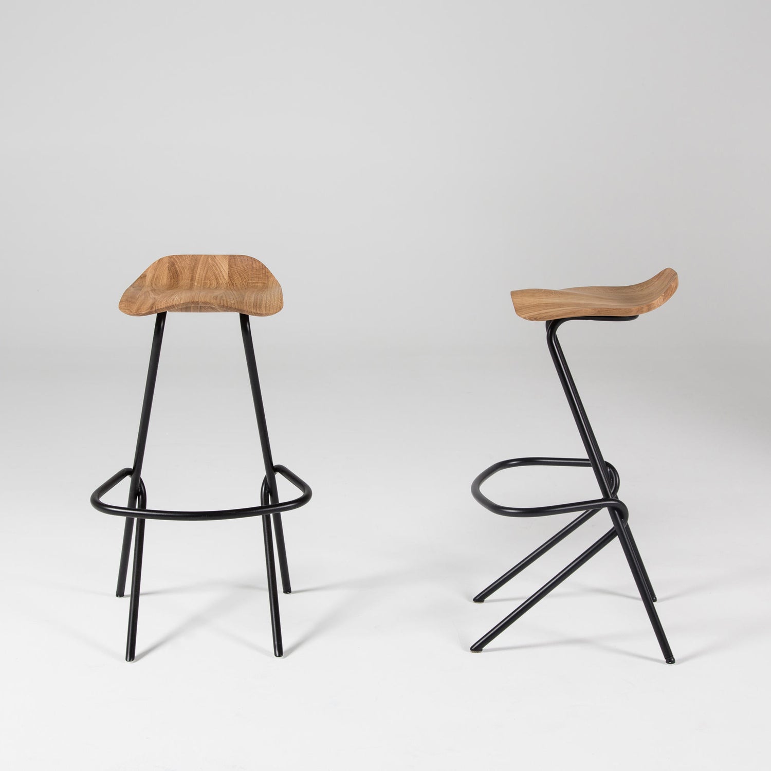 Tabouret hauteur ilot  bois et pieds métal PRO