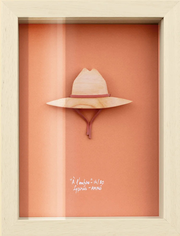 Cadre cabinet de curiosité en bois artisanal AMM