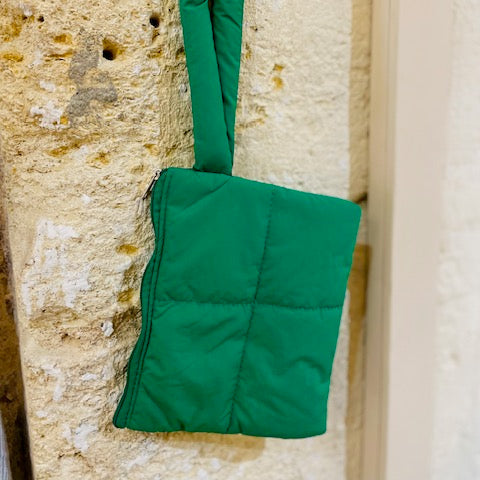 Pochette colorée matelassée FOI