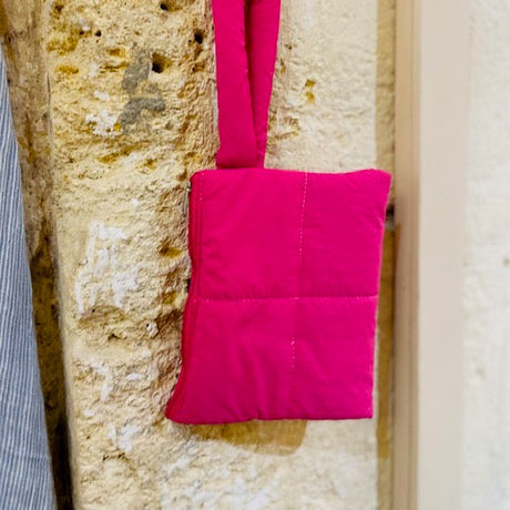 Pochette colorée matelassée FOI