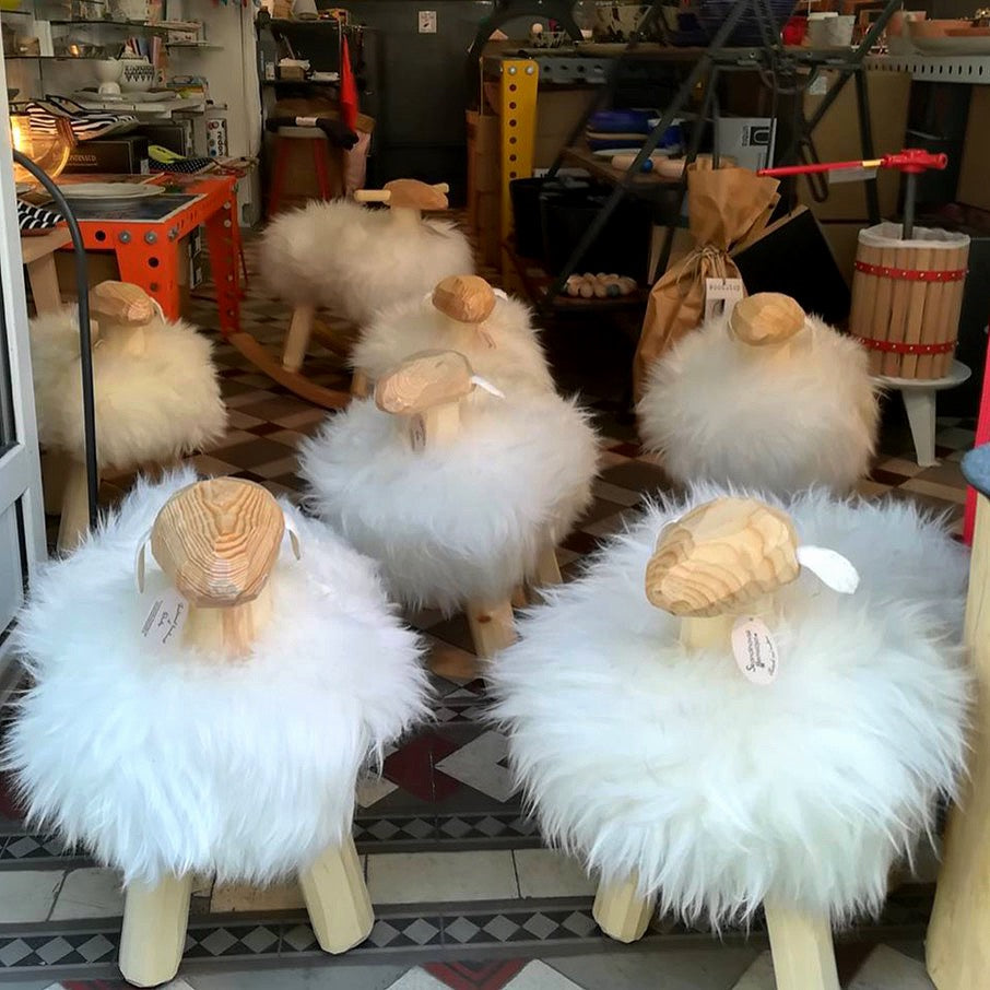 Mouton tabouret SKA