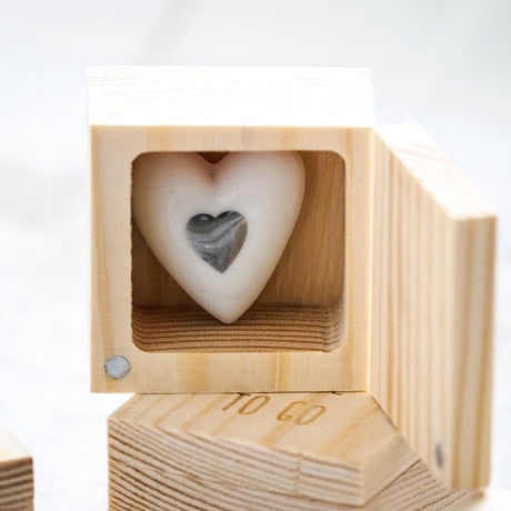 Ange ou cœur porte bonheur et boite en bois RAD