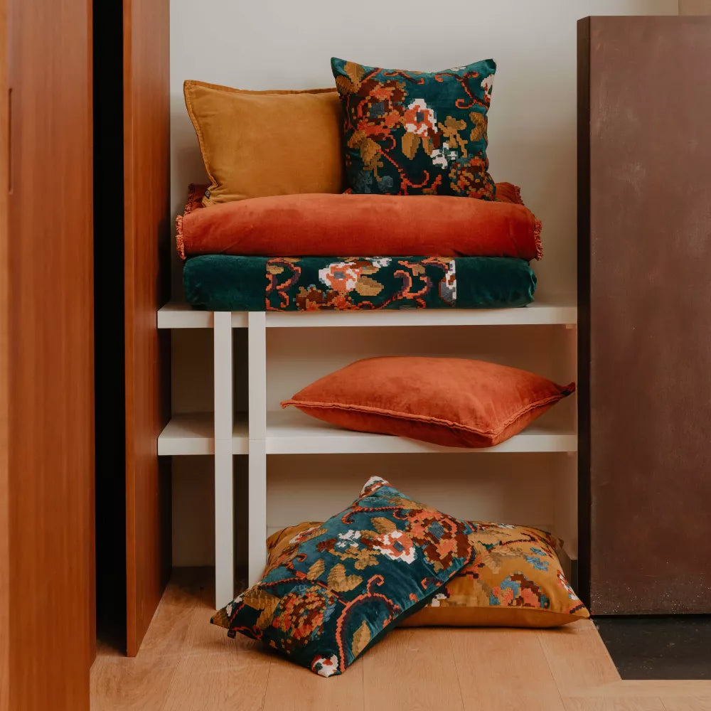 Coussin KENDALL fleurs  carré 45x45cm HAO