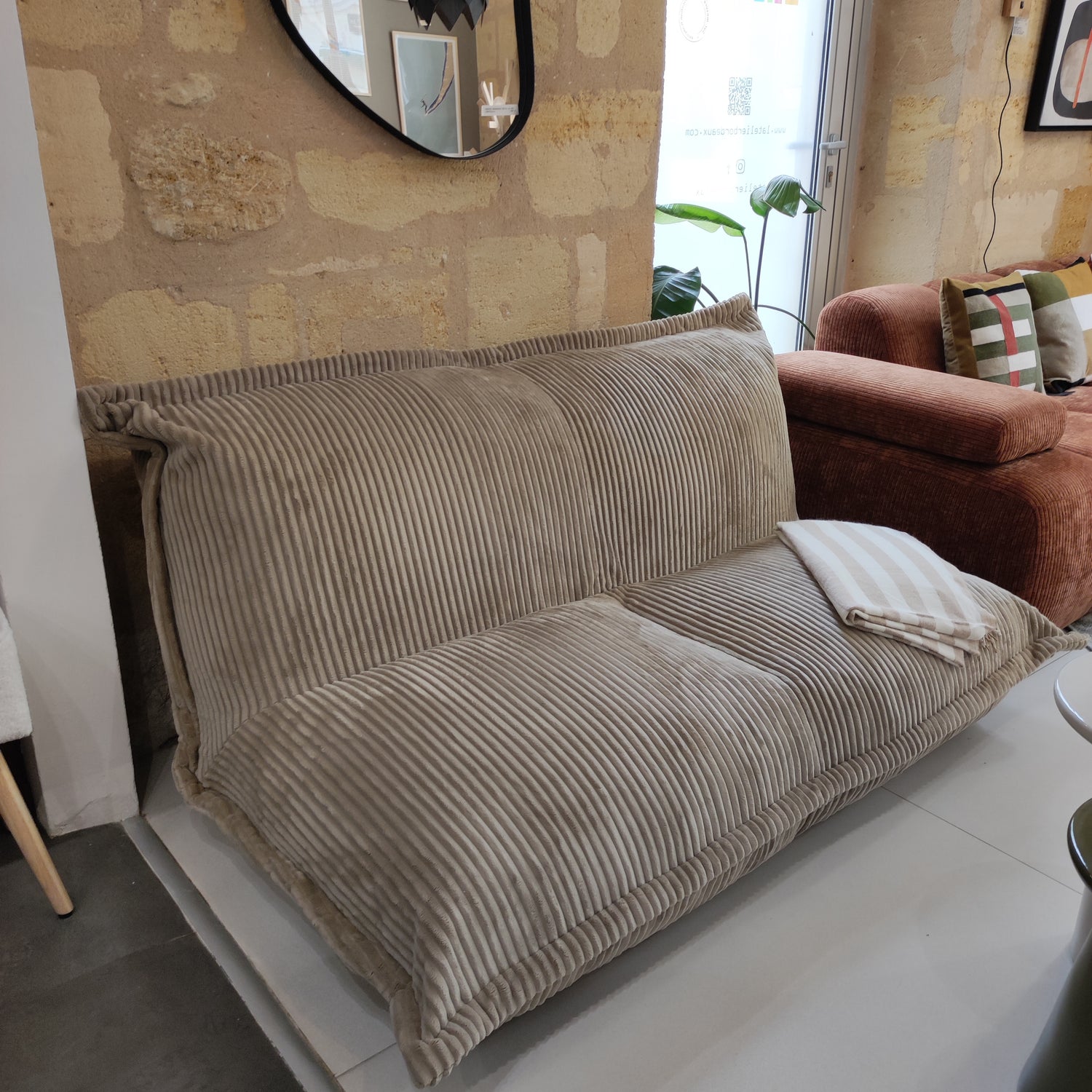 Canapé beige côtelé 2 places   SOLAE SEM