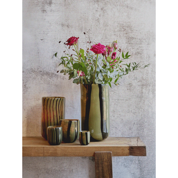 Vase verre rayure vert moyen POM