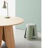 Tabouret empilable BIZ