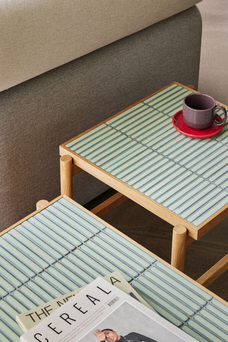 Table basse carrelage et bois HUB